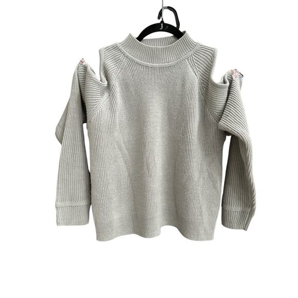 H&M Sweaters - Divided H&M Pullover Sweater Long Sleeve Cold Shoulder Gray Sweater Size S